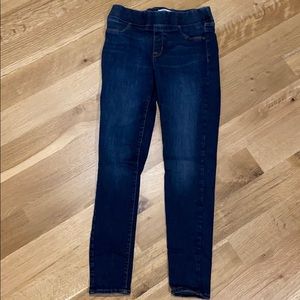 Old navy built in sculpt rockstar jeggings